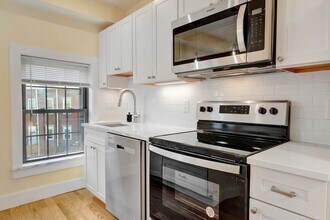 61 Broadway in Chelsea, MA - Building Photo - Building Photo
