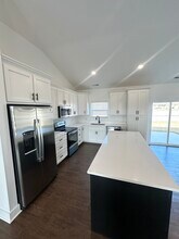 210 Market St in Muscle Shoals, AL - Building Photo - Building Photo