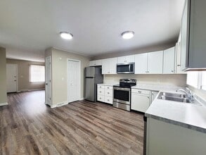 956 Beverly Dr in Abingdon, VA - Building Photo - Building Photo