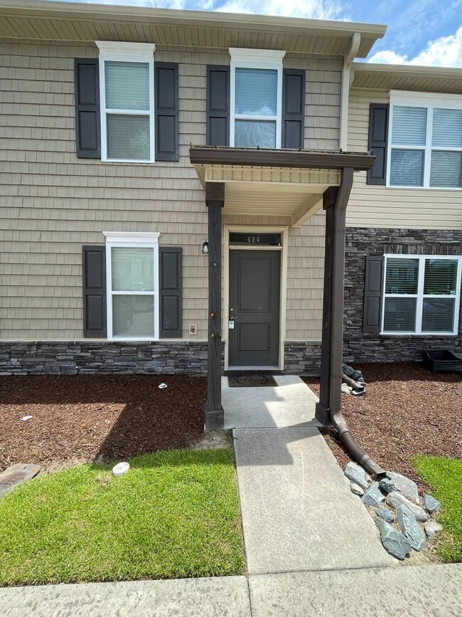 property at 404 Sullivan Loop Rd