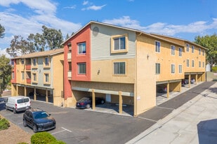 7003-7007 Saranac St in San Diego, CA - Building Photo