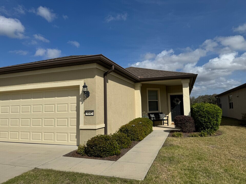 9645 SW 63rd Loop in Ocala, FL - Building Photo