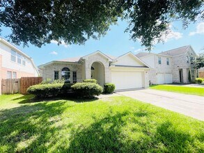 3022 Texas Trail Ln in Manvel, TX - Building Photo - Building Photo