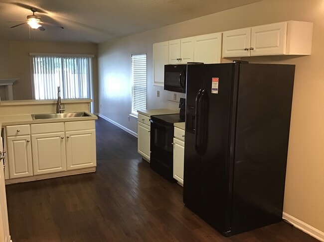 1836 Northglen Cir in Middleburg, FL - Building Photo - Building Photo