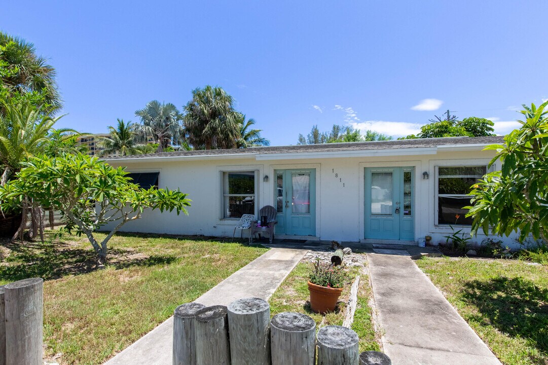 1811 Gulfstream Ave in Fort Pierce, FL - Foto de edificio