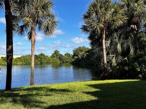 2054 Alta Meadows Ln in Delray Beach, FL - Building Photo - Building Photo