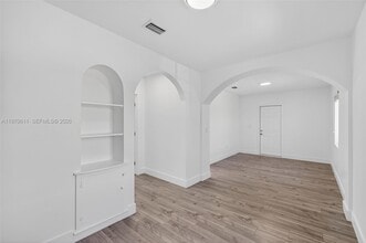 1801 SW 5th St in Miami, FL - Building Photo - Building Photo