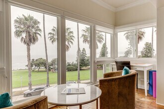 1039 Coast Blvd in San Diego, CA - Building Photo - Building Photo