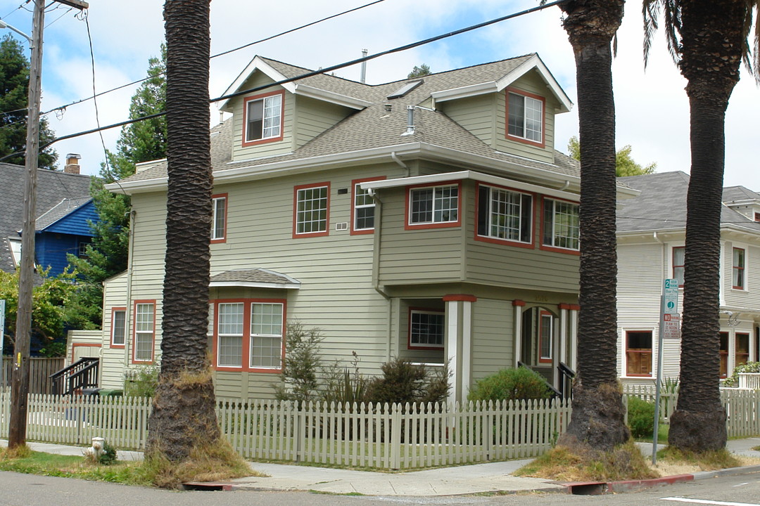 2620 Dana St in Berkeley, CA - Foto de edificio