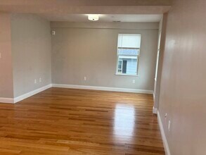 595 Main St, Unit 201 in Medford, MA - Building Photo - Building Photo