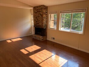 220-222 Virginia St in St. Paul, MN - Building Photo - Building Photo