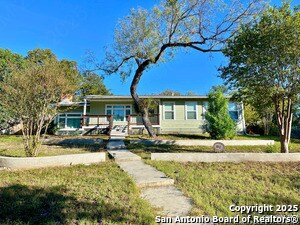 1041 Ivy Ln in San Antonio, TX - Building Photo
