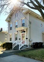 18 King St, Unit Room for rent in Westfield, MA - Building Photo