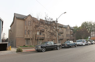 274 W Verdugo Ave Apartments