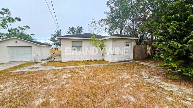 property at 2610 E Annie St