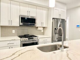 3463 14th St NW in Washington, DC - Building Photo