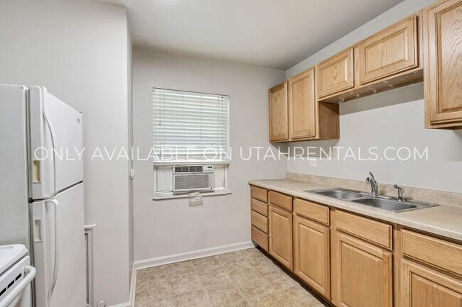 511 N 100 W St in Provo, UT - Foto de edificio - Building Photo