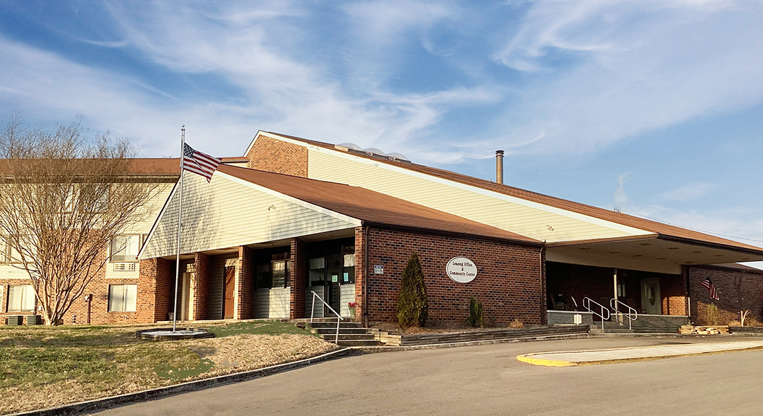 Rockwood Village in Rockwood, TN - Foto de edificio