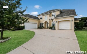 18211 Branson Falls in San Antonio, TX - Building Photo