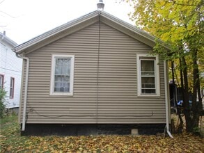 128 Bartlett St in Rochester, NY - Building Photo - Building Photo