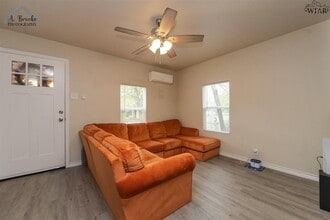 514 S Archer St in Henrietta, TX - Building Photo - Building Photo