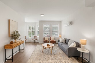 89th Rising in Cleveland, OH - Building Photo - Building Photo