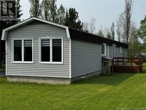 16 Le Paradis St in Edmundston, NB - Building Photo - Building Photo
