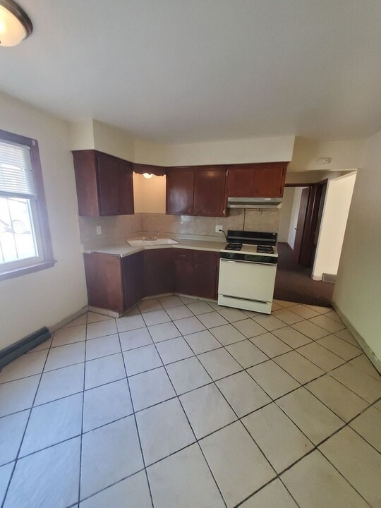 4651 N 36th St in Milwaukee, WI - Building Photo