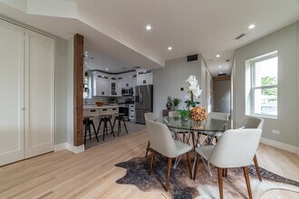 4730 W Grace St in Chicago, IL - Building Photo - Building Photo