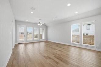 3053 Elmwood St in Rockwall, TX - Building Photo - Building Photo