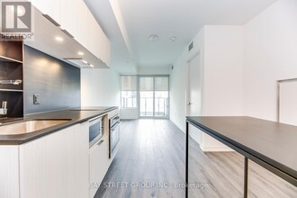 77-1177 Shuter St in Toronto, ON - Building Photo - Building Photo