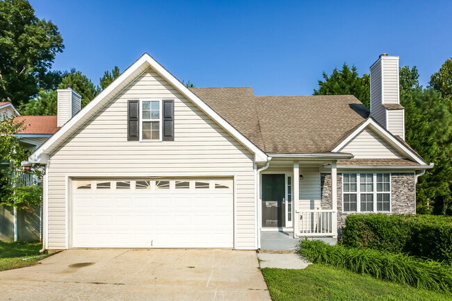 property at 252 Hillcrest Ridge
