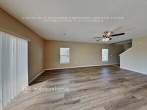 526 Laguna Mill Dr in Ruskin, FL - Foto de edificio - Building Photo