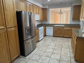4317 Spring Creek Ct in Fairfield, CA - Building Photo - Building Photo