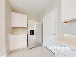 7123 Broad River Ave in Land O Lakes, FL - Building Photo - Building Photo