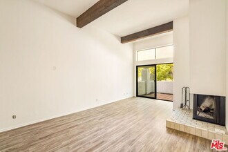1559 Palisades Dr in Los Angeles, CA - Building Photo - Building Photo