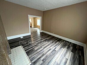976 Shuler Ave in Hamilton, OH - Building Photo - Building Photo