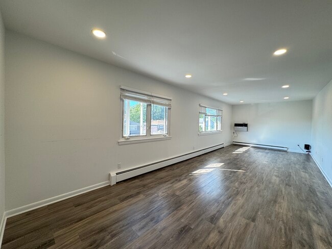 1432 13th St, Unit 2nd FL in Fort Lee, NJ - Building Photo - Building Photo