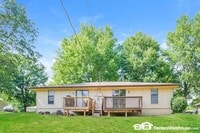 1410 Hawthorne Cir photo'
