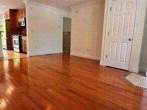 33 Starr Dr W in Narragansett, RI - Building Photo - Building Photo