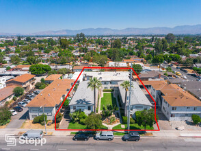 12715-12719 Vanowen St in North Hollywood, CA - Building Photo - Building Photo