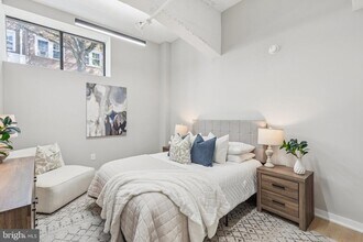 36 N Narberth Ave in Narberth, PA - Building Photo - Building Photo