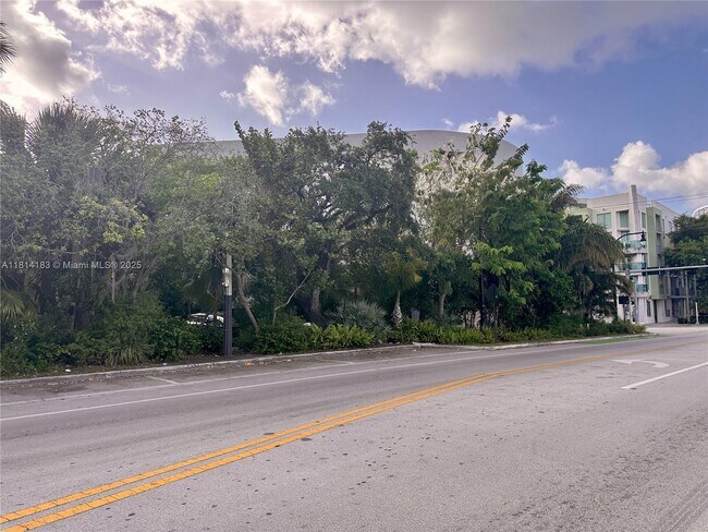 2694 Inagua Ave in Miami, FL - Building Photo - Building Photo