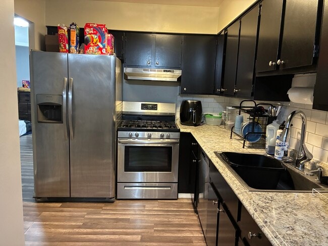 12020 15 Mile Rd, Unit Condo Unit in Sterling Heights, MI - Building Photo - Building Photo