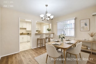 1220 N Harper Ave in West Hollywood, CA - Building Photo