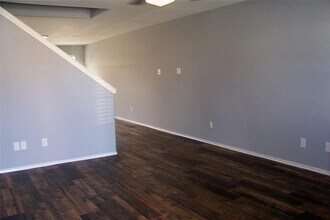 503 Leaf Cluster Ct E in Conroe, TX - Building Photo - Building Photo