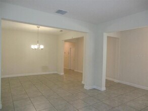 5922 Grassy Point Rd in Winter Garden, FL - Building Photo - Building Photo