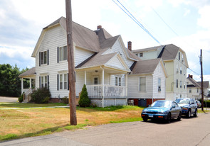 409-411 Main St in Cromwell, CT - Building Photo