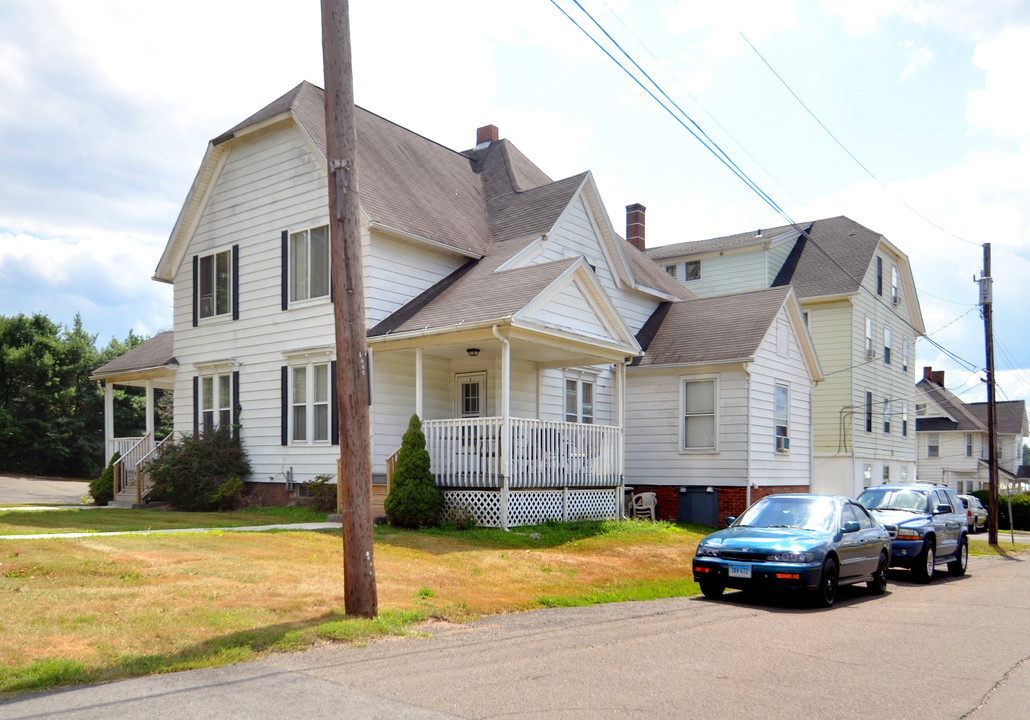 409-411 Main St in Cromwell, CT - Building Photo