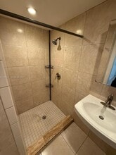 633 Mokena Dr in Miami Springs, FL - Building Photo - Building Photo